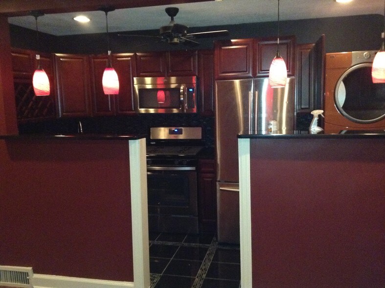 Building Photo - 241 E Township Line Rd