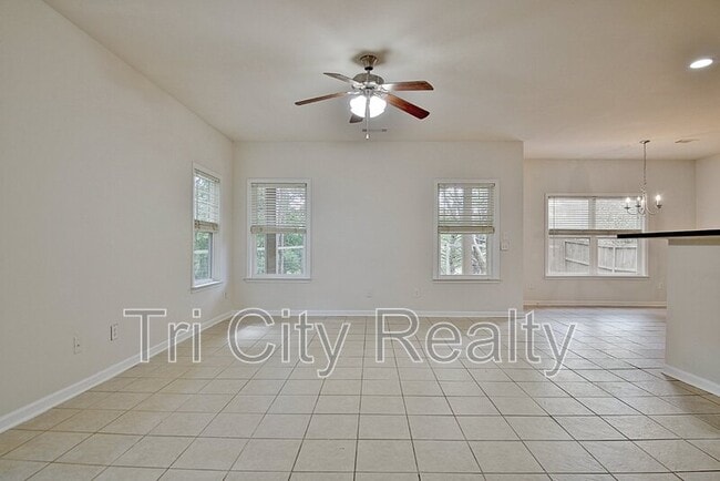 Building Photo - 111 Covington Terrace