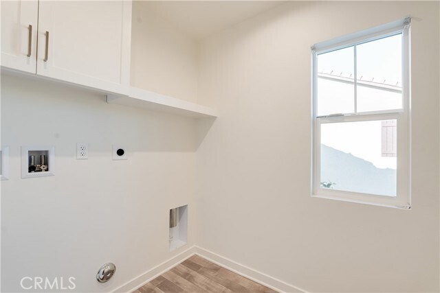 Building Photo - 16042 Olivas St