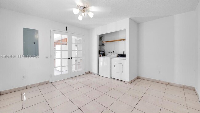 Building Photo - 14780 SW 139th Ct