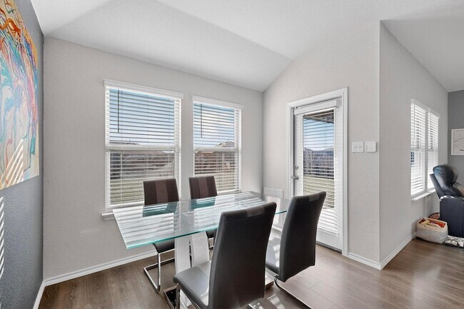 Building Photo - 4210 Showboat Ln