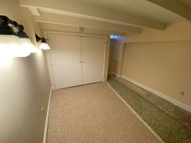 Building Photo - Charming 2 Bedroom/1.5 Bathroom Townhome with Patio in Upper Fells Point, MD!