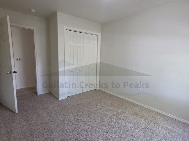 Building Photo - 1098 Longbow Ln