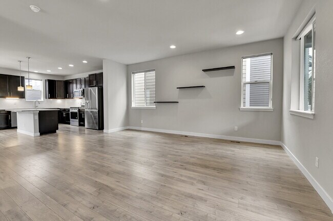 Building Photo - $2,620.95 - 3 Bed, 2.5 Bath Home in Aurora with AC and In Unit Laundry!