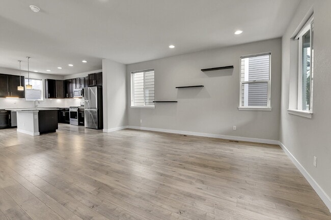 Building Photo - $2,720.95 - 3 Bed, 2.5 Bath Home in Aurora with AC and In Unit Laundry!