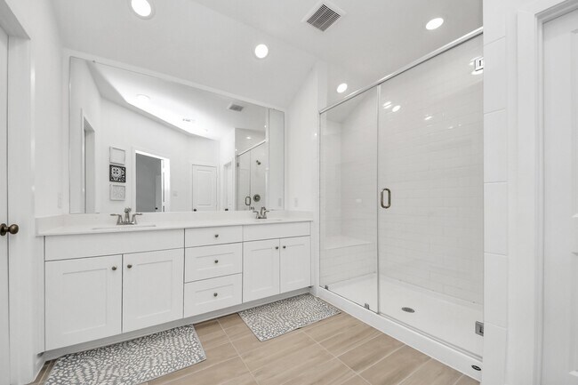 Building Photo - 2406 Aquamarine Ln