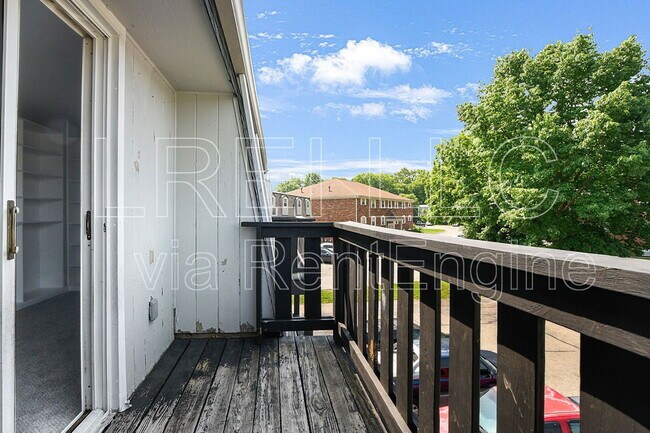 Building Photo - 4500 Landside Dr