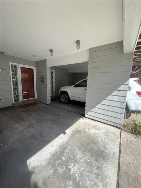 Building Photo - 332 Hailman St