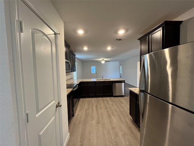 Building Photo - 14141 Prospector Wy