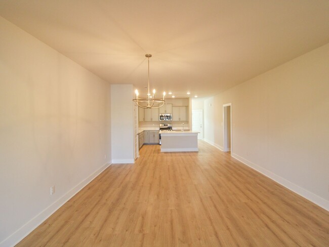 Building Photo - Limited Time Special - First Month's Rent ...