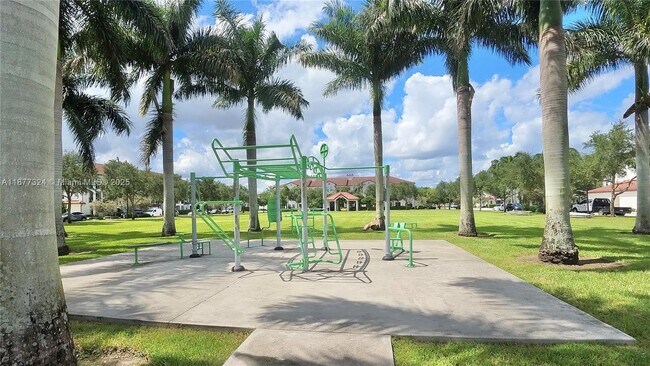 Building Photo - 9204 SW 170th Ct