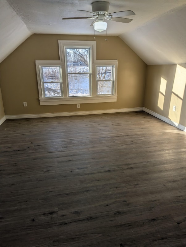 Building Photo - 316 Bell Ave