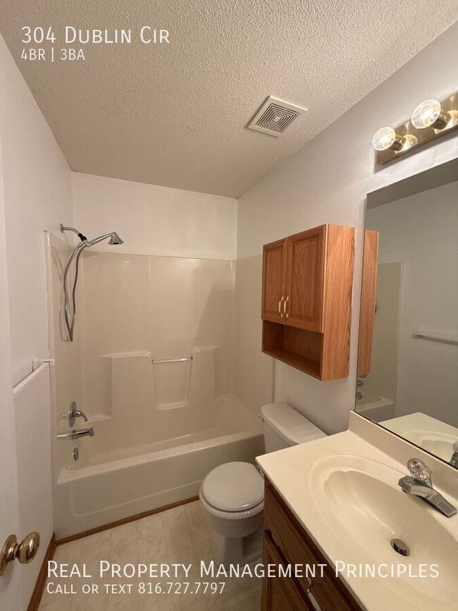 Building Photo - 304 Dublin Cir