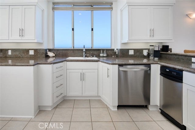 Building Photo - 216 23rd St