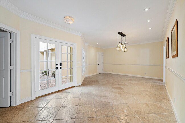 Building Photo - 14354 Cypress Island Cir