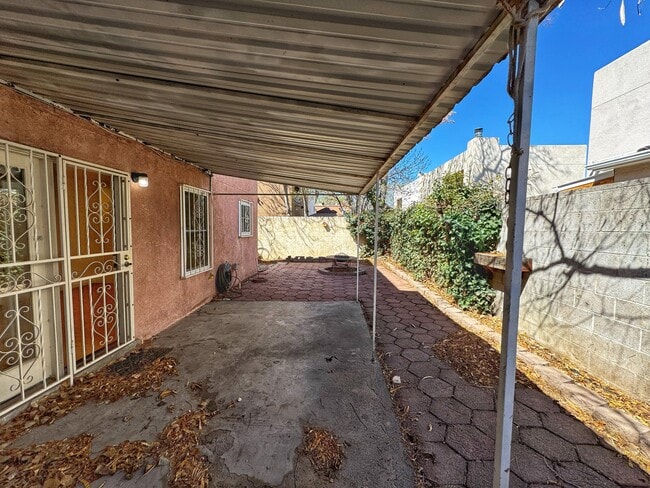 Building Photo - 2111 New York Ave SW