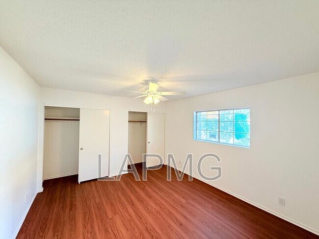 Building Photo - 207 N Mathews St