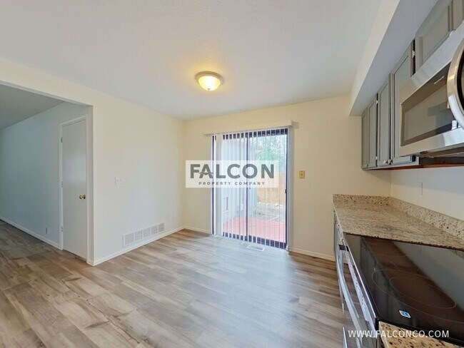 Building Photo - 5949 Wisteria Dr
