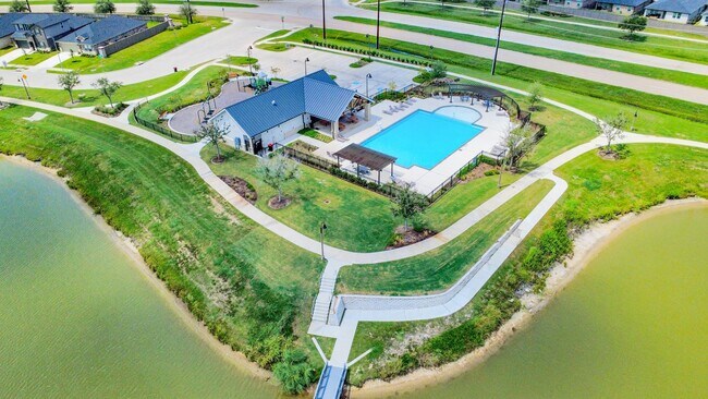 Building Photo - 1630 Cedar Pointe Ct