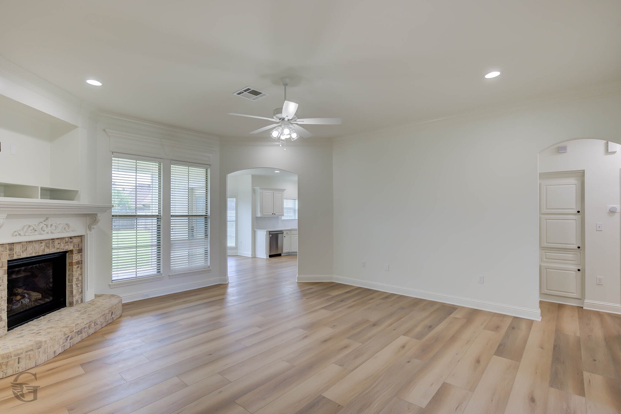 Building Photo - 525 Chinquipin Dr