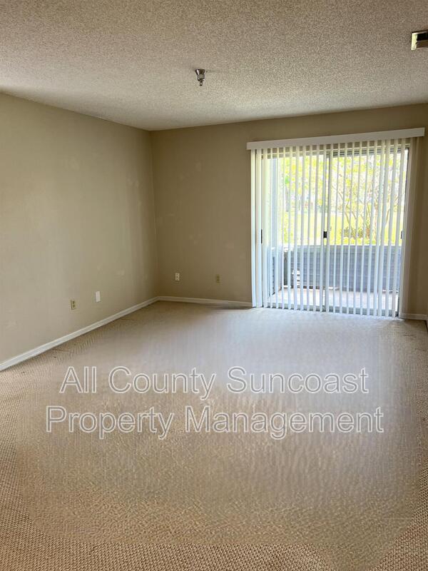 Building Photo - 10263 Gandy Blvd N