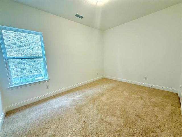 Building Photo - 2124 Rhodora Ave