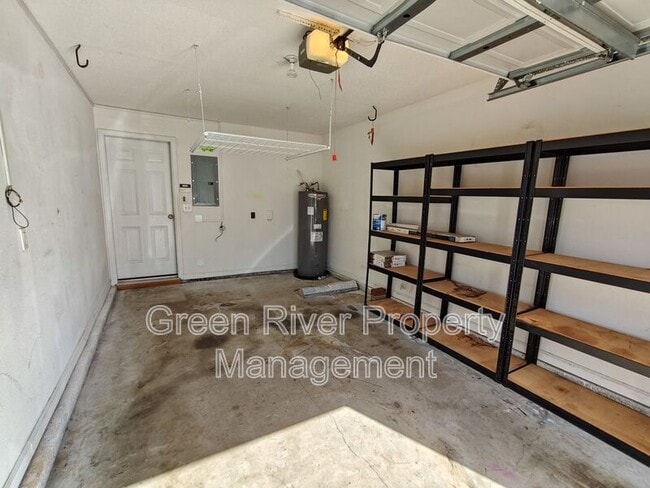 Building Photo - 1500 Calming Water Dr