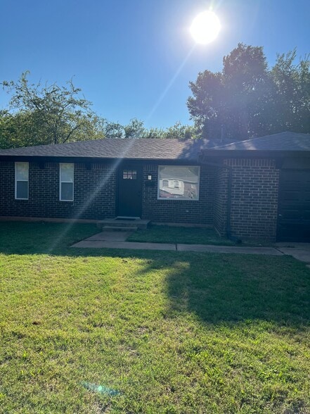 Building Photo - 3424 Parker Dr