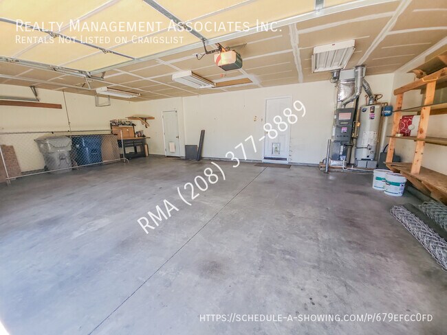 Building Photo - Quiet 3 Bedroom House in Star