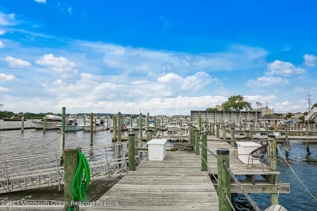 Building Photo - 1332 Ocean Ave