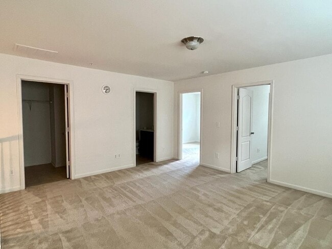 Building Photo - 6355 Story Cir