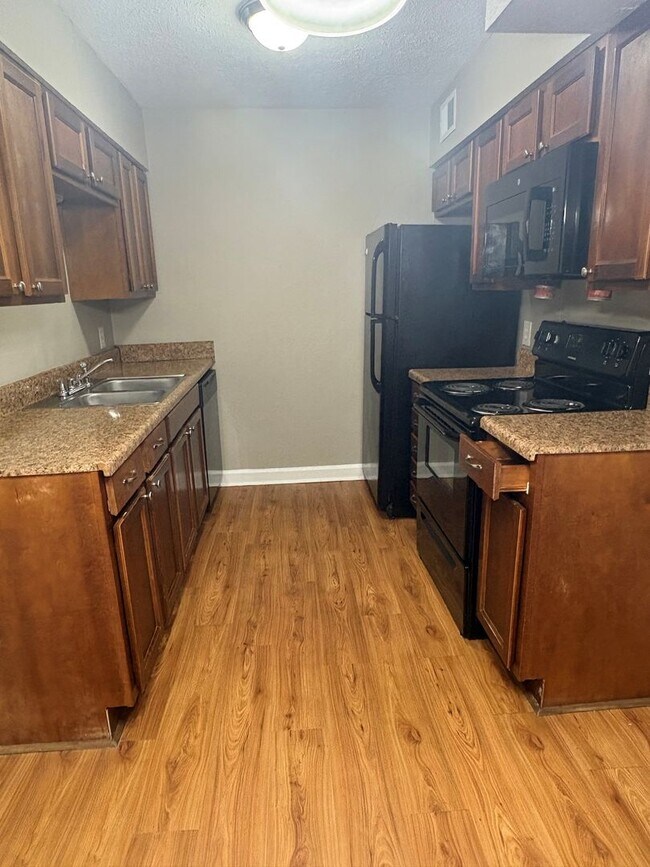 Building Photo - bg1219