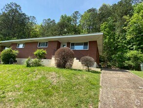 Building Photo - Updated 2 Bedroom in Brainerd! New Floorin...