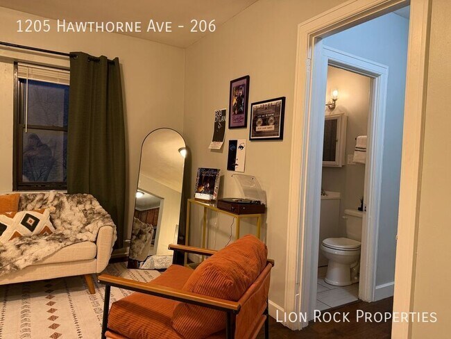 Building Photo - 1205 Hawthorne Ave
