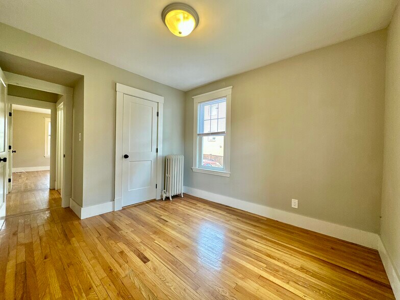 Building Photo - 4069 Washington St