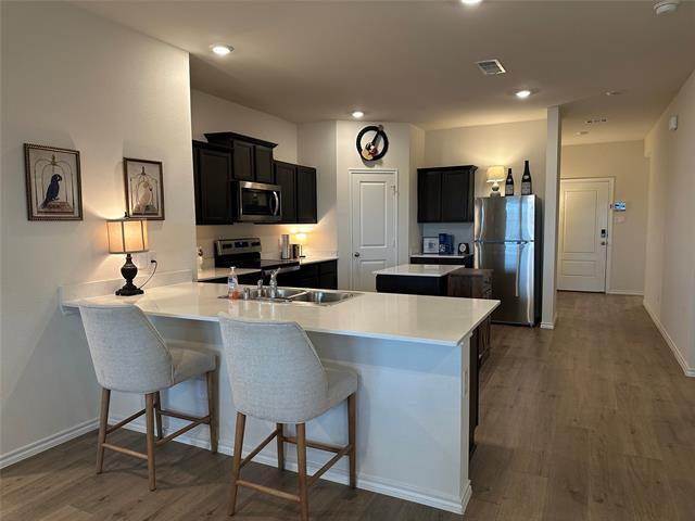 Building Photo - 1329 Skyline Dr