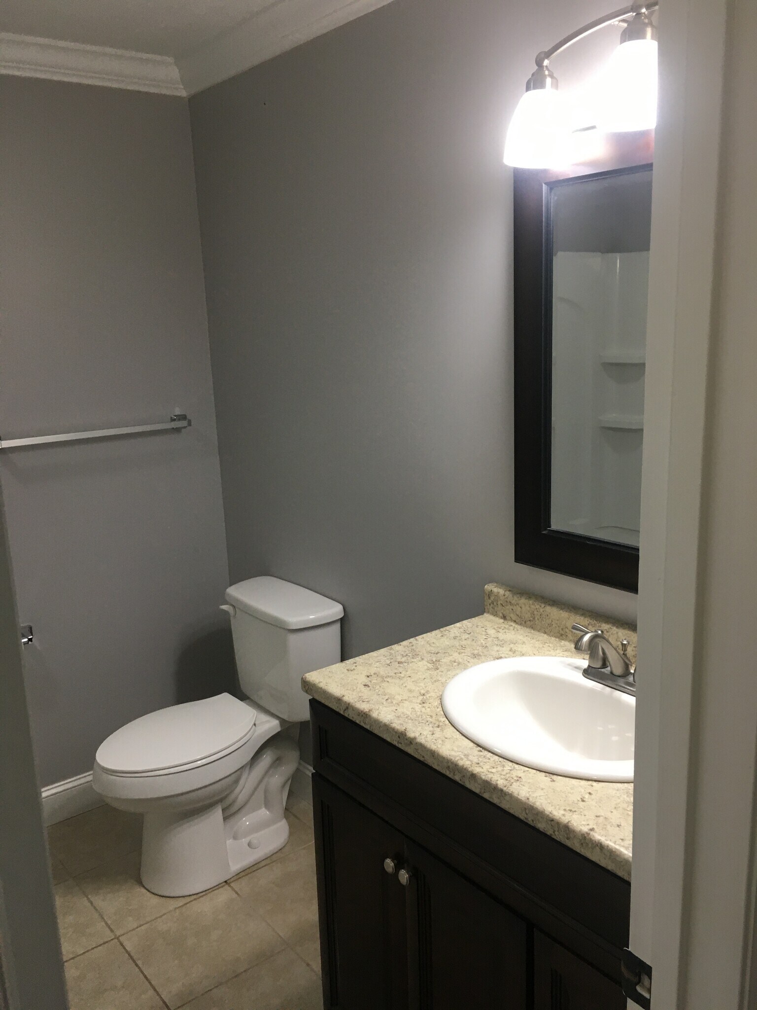 Half Bath - 4038 College Ter