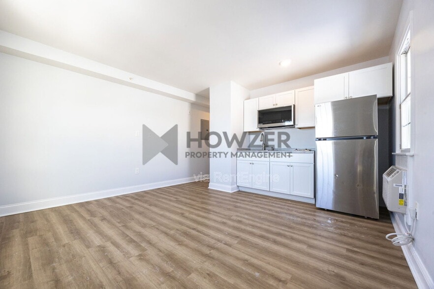 Building Photo - 50 Yarmouth Rd