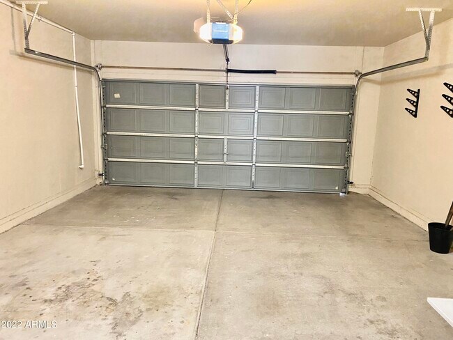 Building Photo - 3551 S Larkspur Way