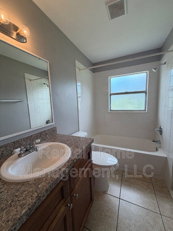 Building Photo - 100 Sweet Gum Ct