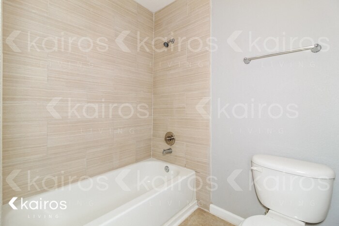 Building Photo - 5005 Capulin Ln