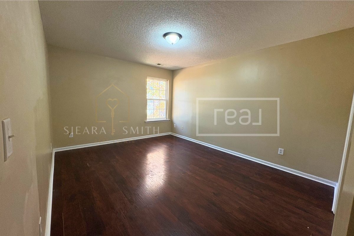 Building Photo - 6013 Silkwater Ct