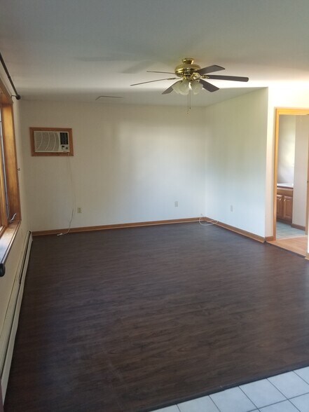 Building Photo - 78 Lower Newtown Rd