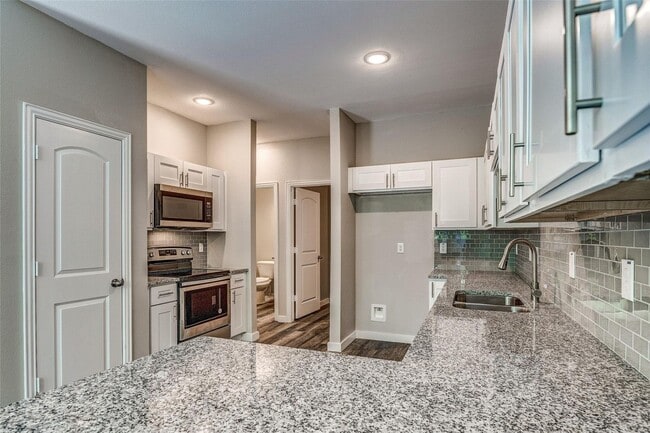 Building Photo - A Must See