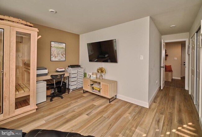 Building Photo - 39 Ortiz Dr