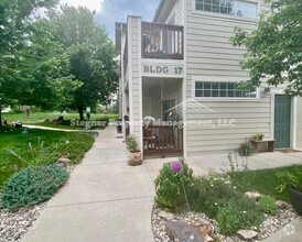 Building Photo - Wonderful Townhome in West Fort Collins