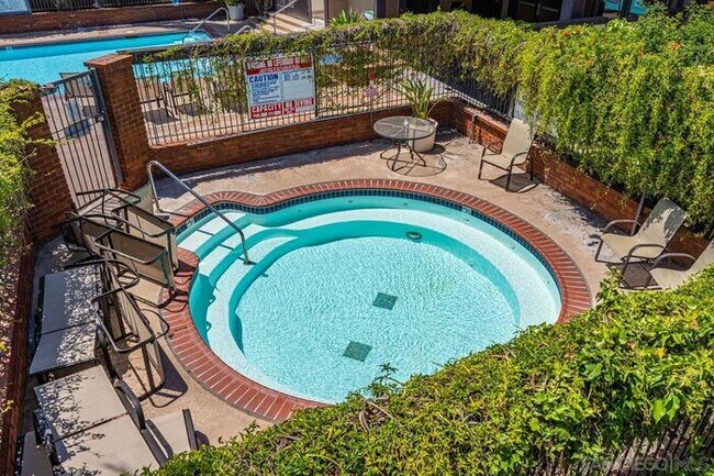 Building Photo - condo mission