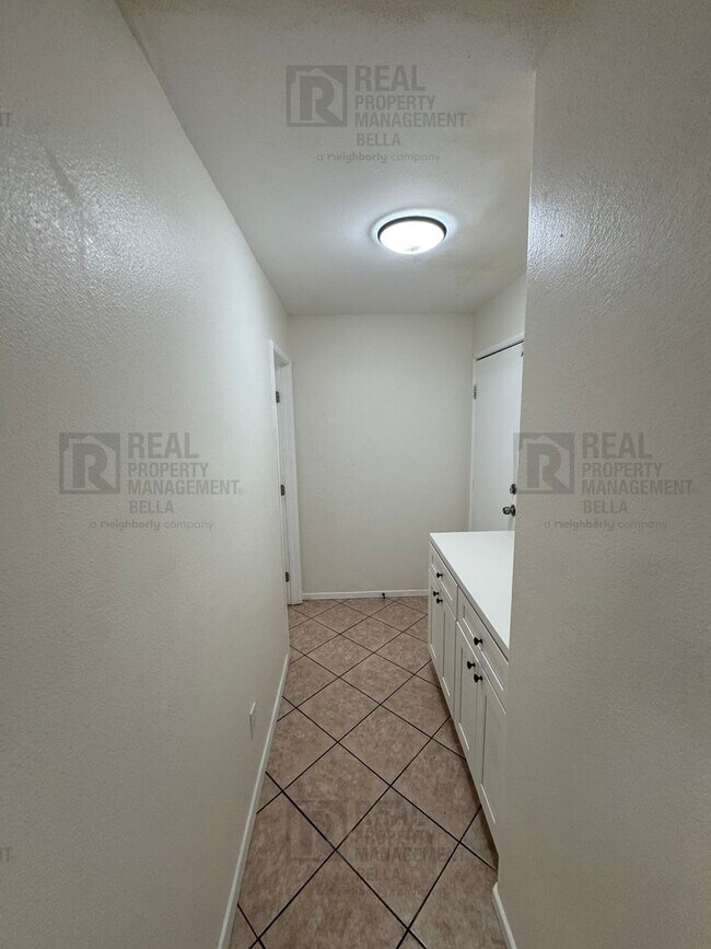 Building Photo - Spacious Moreno Valley Ranch Home with 3-Car Garage & Resort-Style Amenities