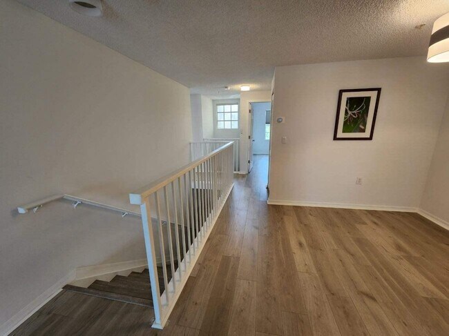 Building Photo - 5551 Bentgrass Dr