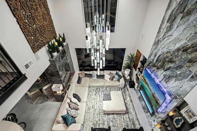 Building Photo - 12345 White Oak Point